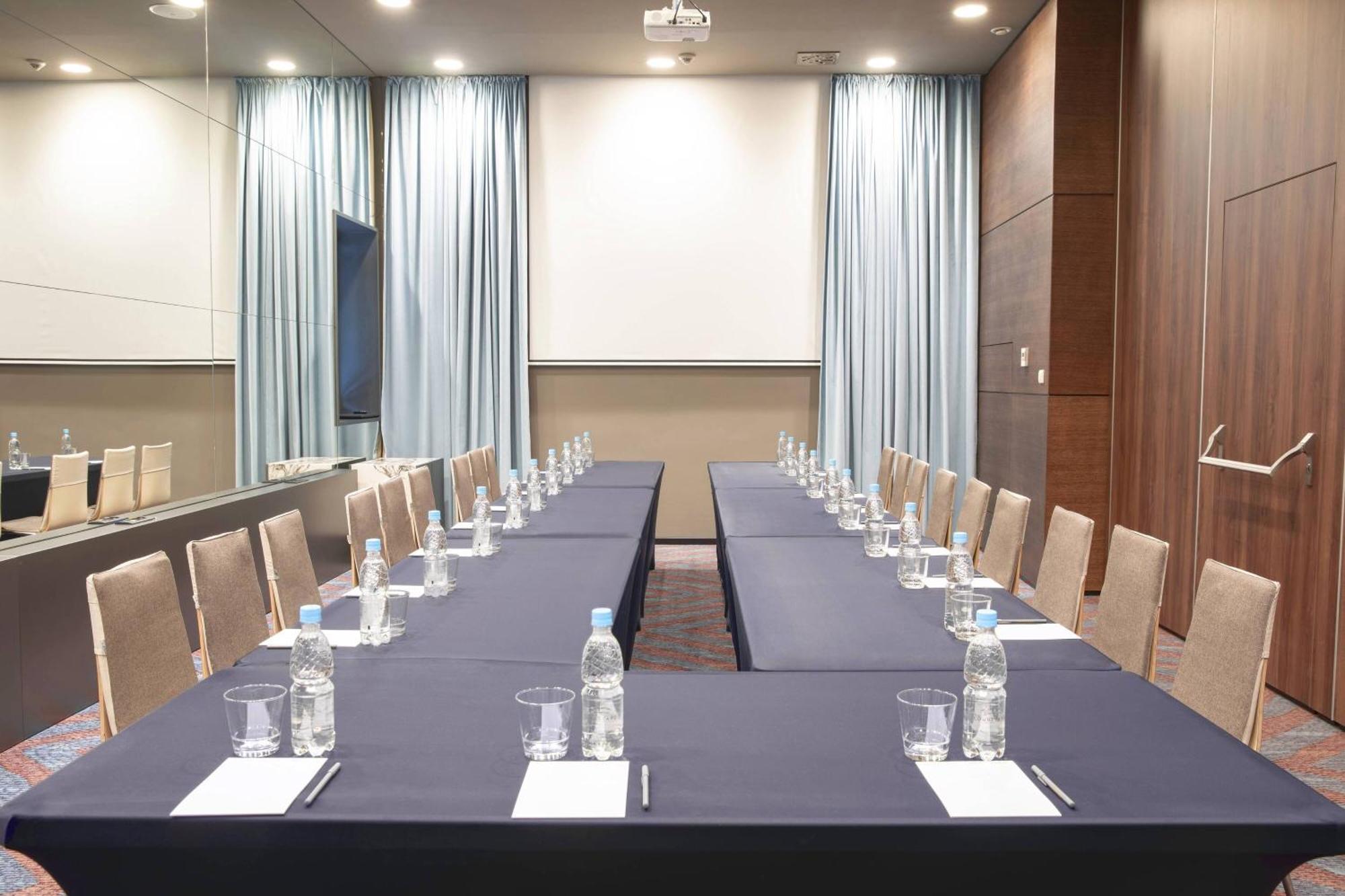 Hotel Courtyard By Marriott 4*